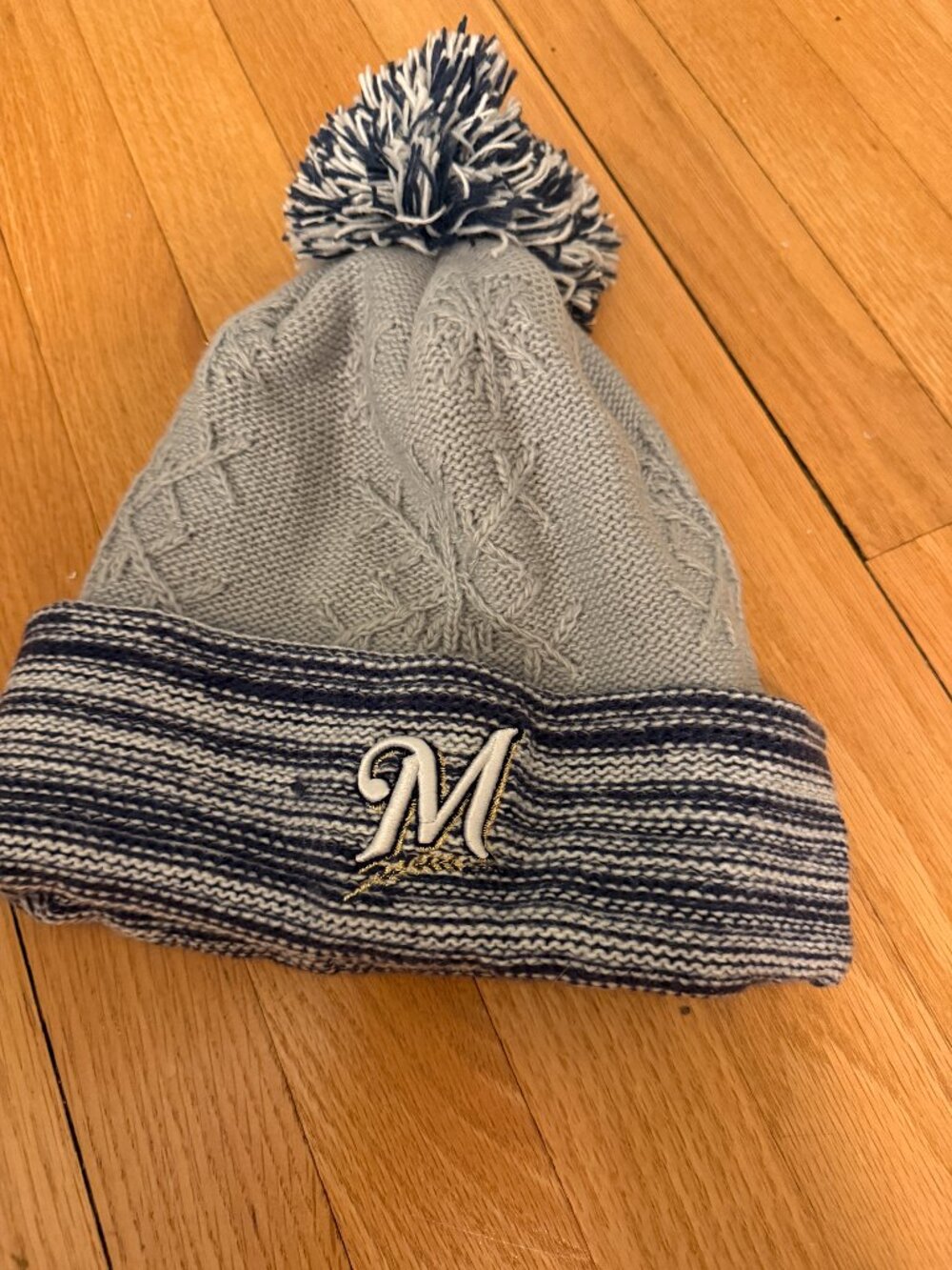 Milwaukee Brewers Women's Winter Hat | New Era Gray Navy M Wheat MLB Beanie